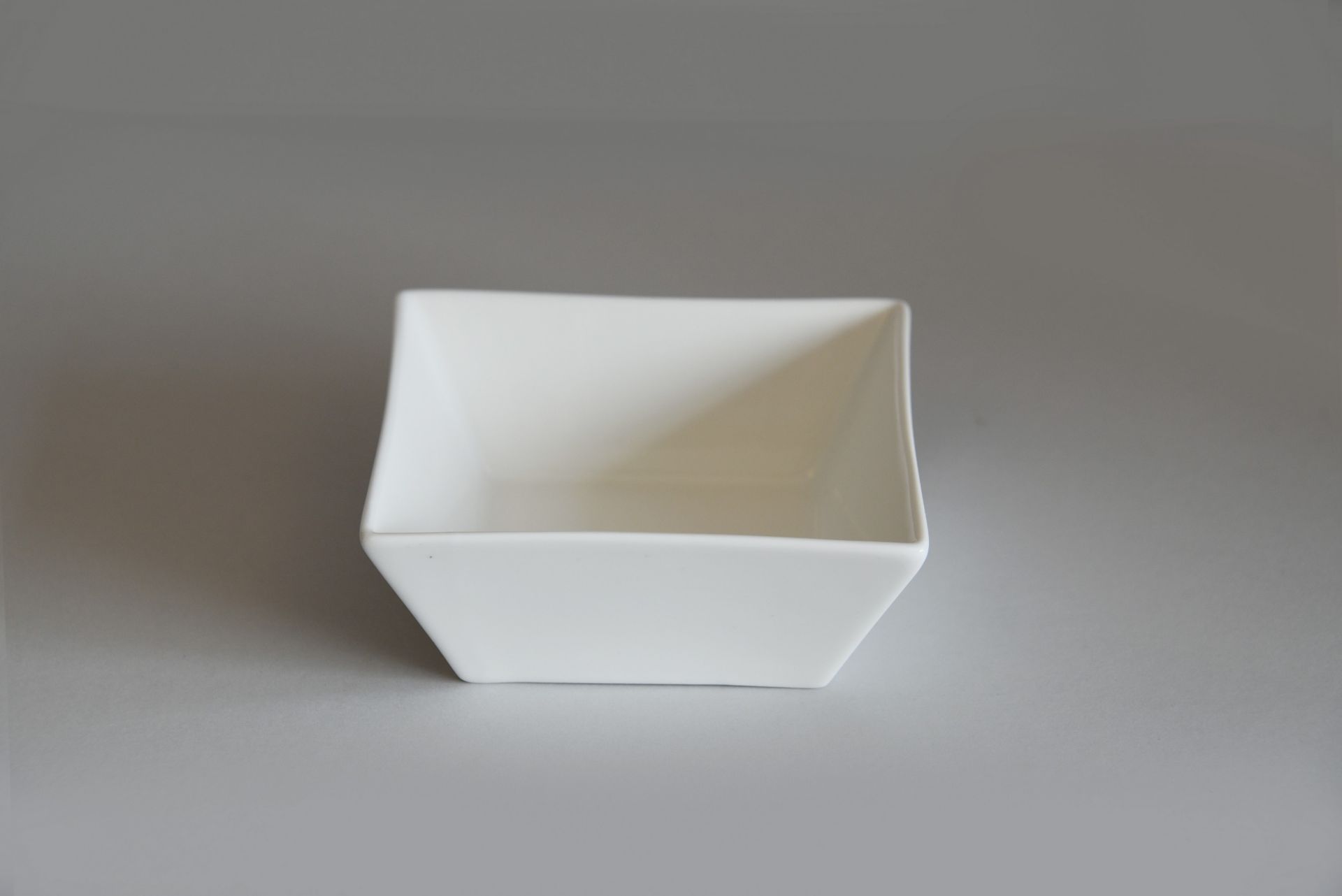 Approx. 10,956 items of french white porcelain crockery - Image 33 of 51