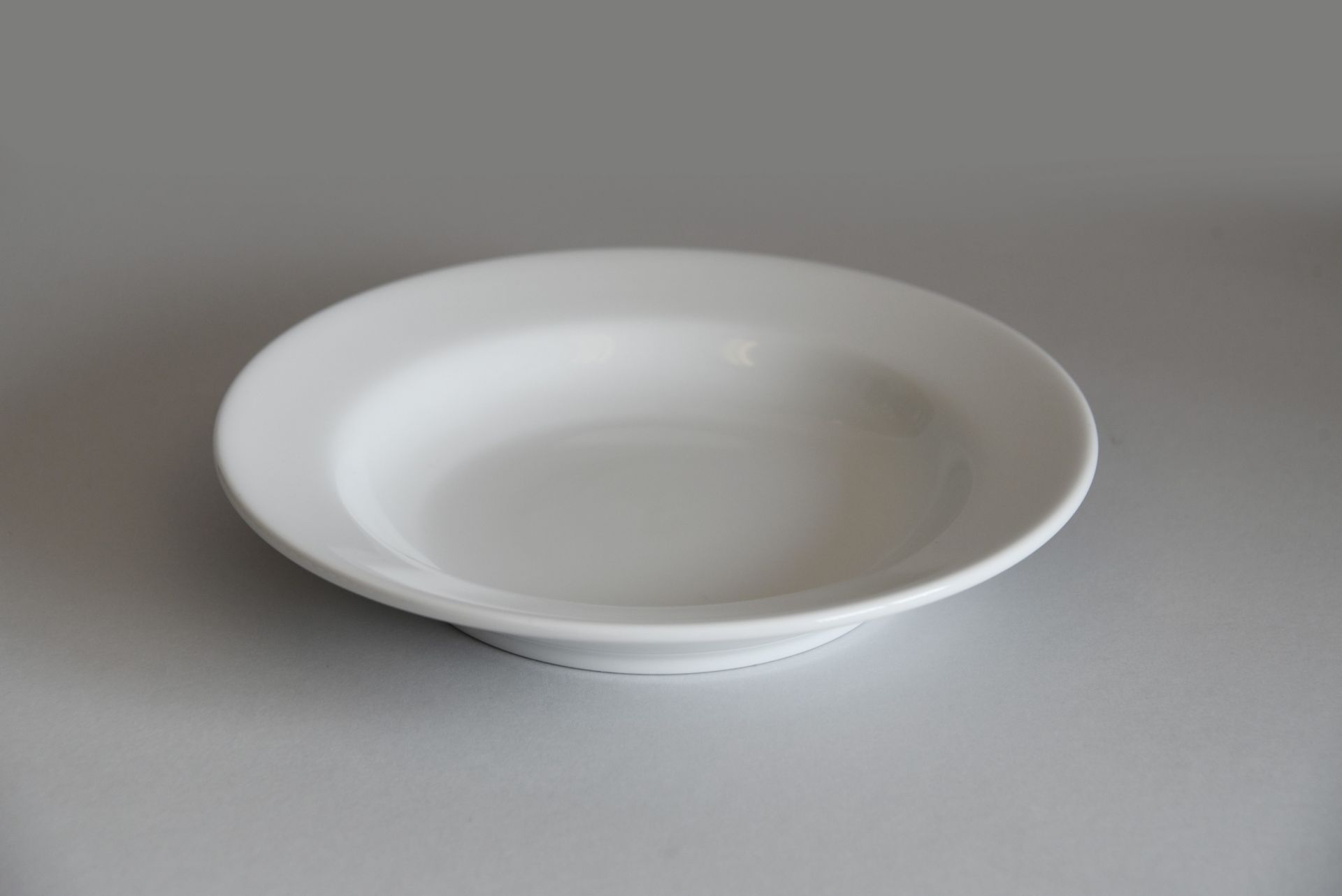 Approx. 10,956 items of french white porcelain crockery - Image 26 of 51