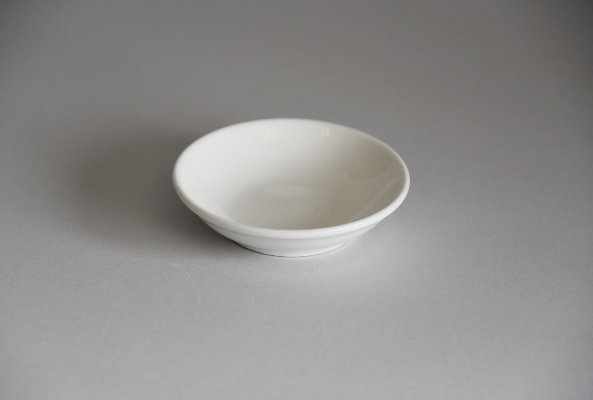 Approx. 10,956 items of french white porcelain crockery - Image 12 of 51