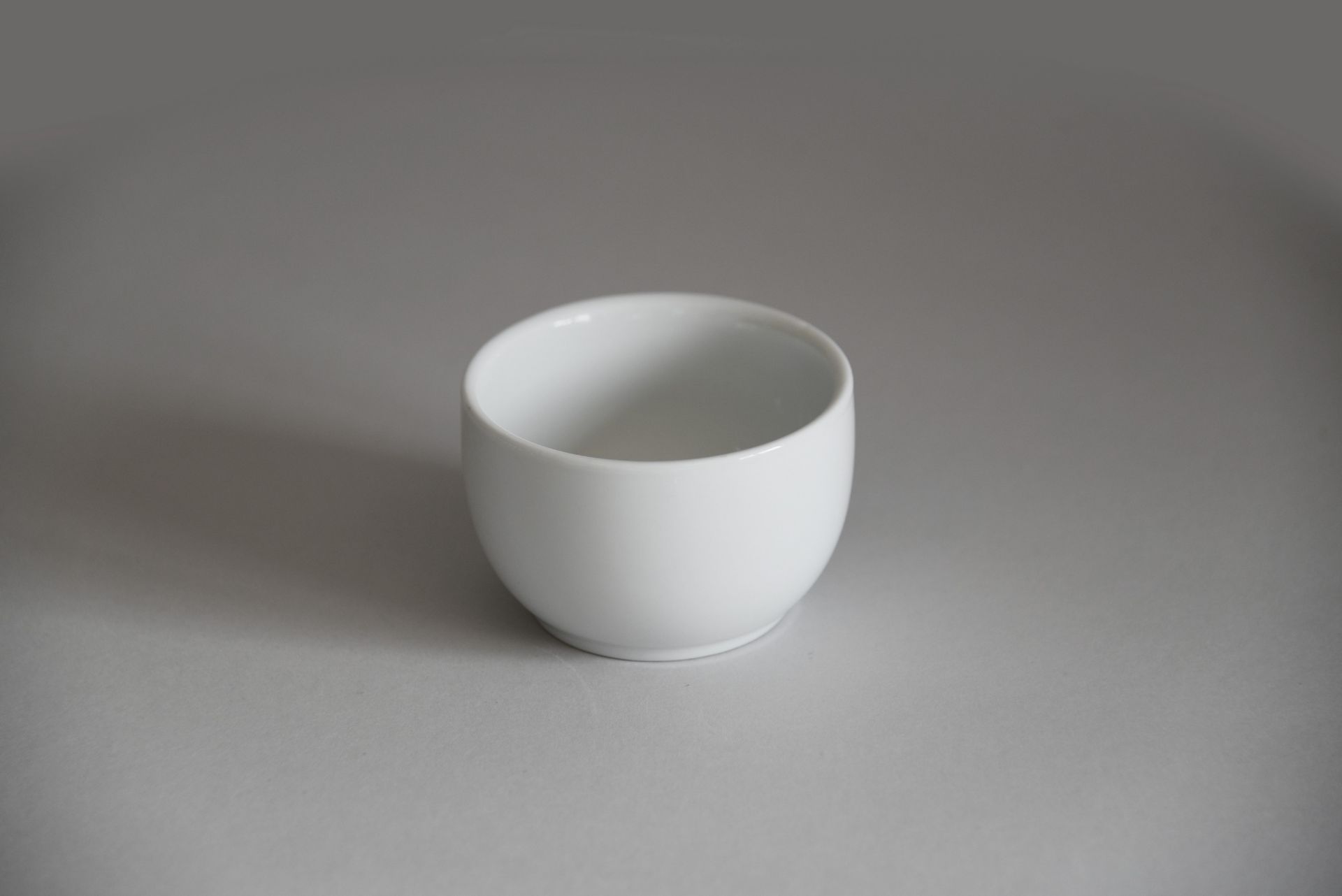 Approx. 10,956 items of french white porcelain crockery - Image 10 of 51