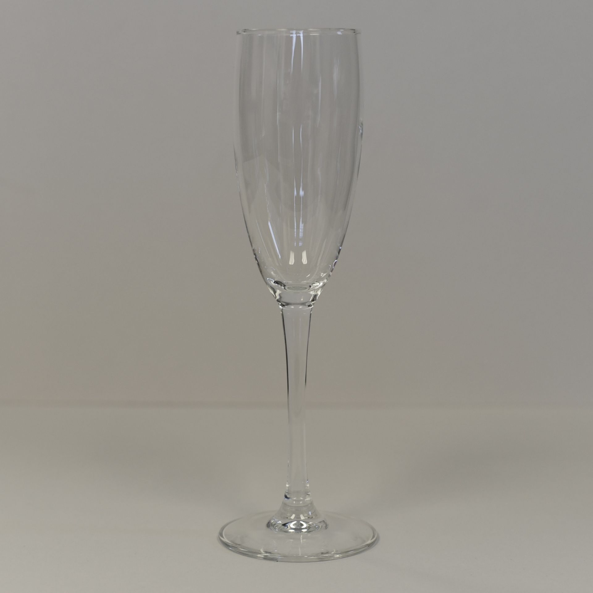 Approx. 21,253 items of glassware - Image 2 of 44