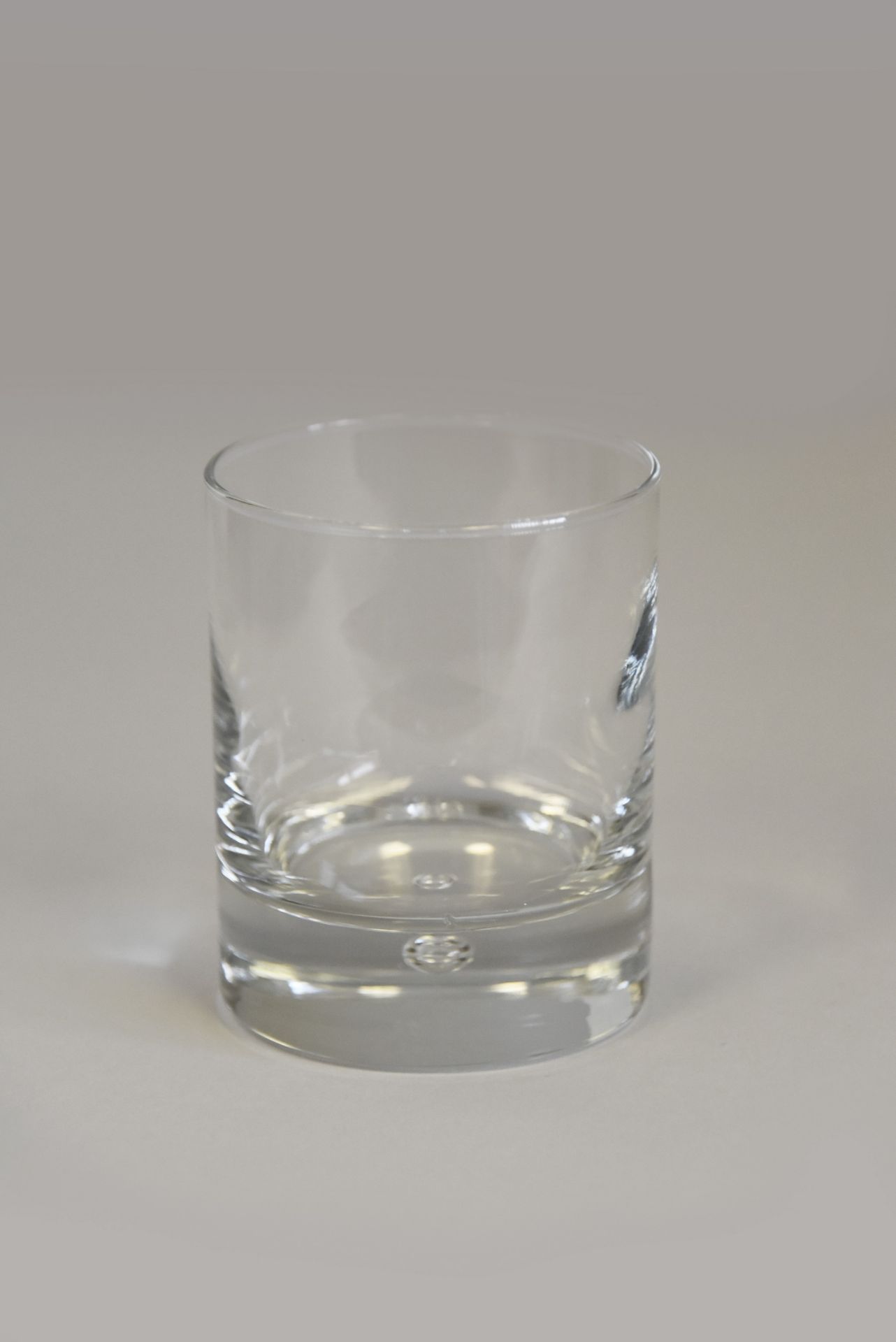 Approx. 21,253 items of glassware - Image 19 of 44