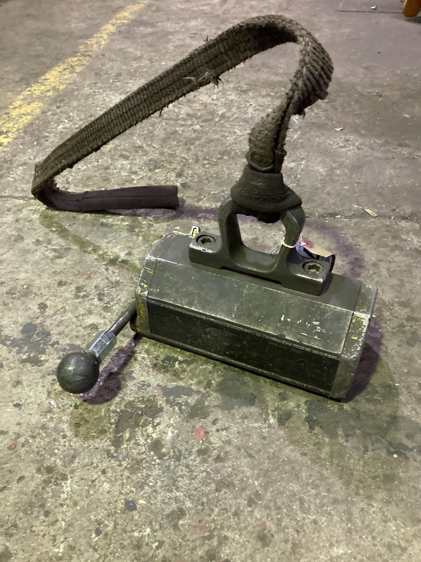 Tecnomagnet MAXX500 magnetic steel lifting device 500kg capacity - Image 2 of 3