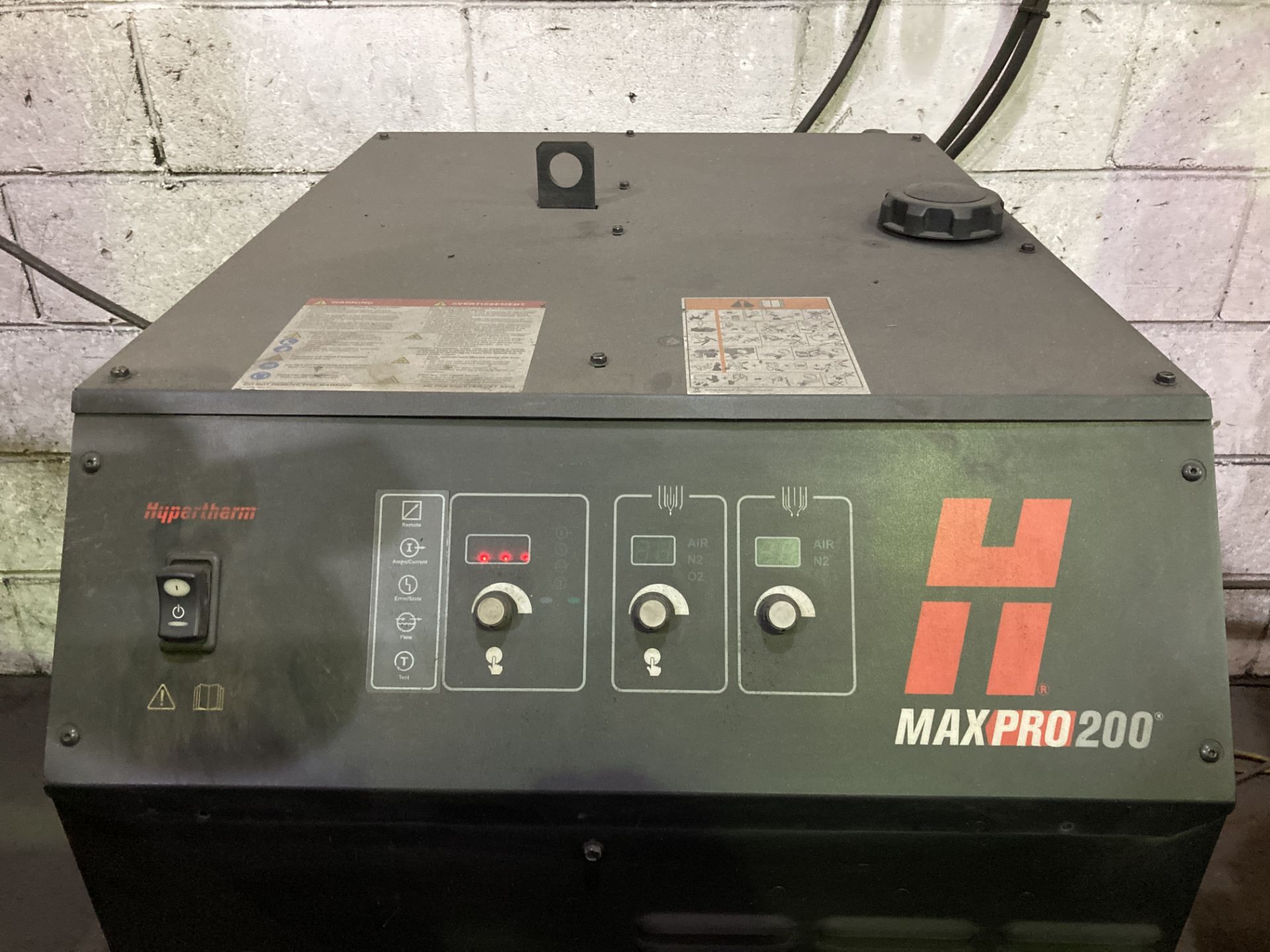 Swift-Cut Automation 3000 XP plasma cutter with 3m table and Hypertherm MaxPro 200 plasma cutting - Image 5 of 10