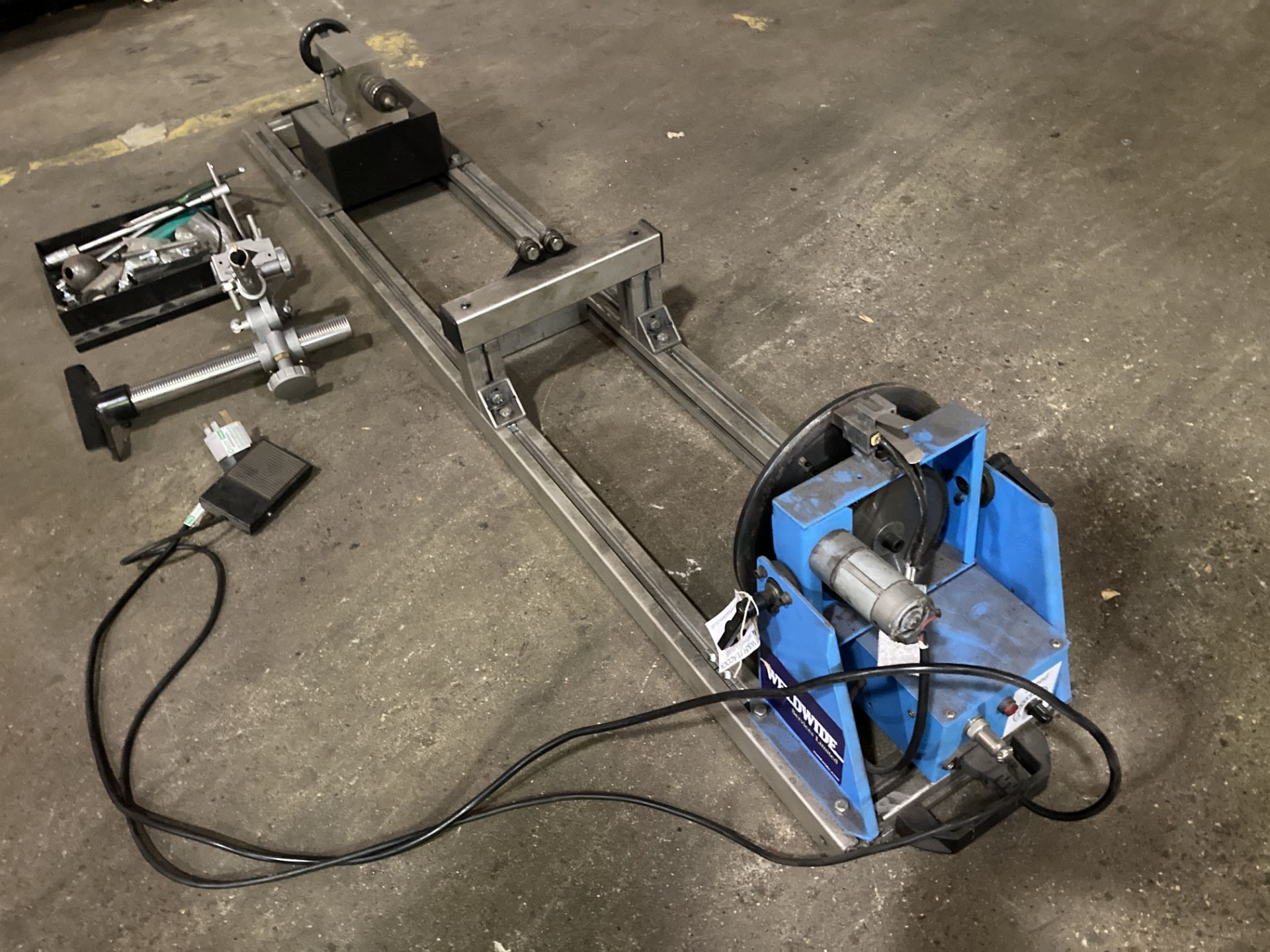 Ynuo welding rotator with foot pedal operation, single phase electric - Image 3 of 8