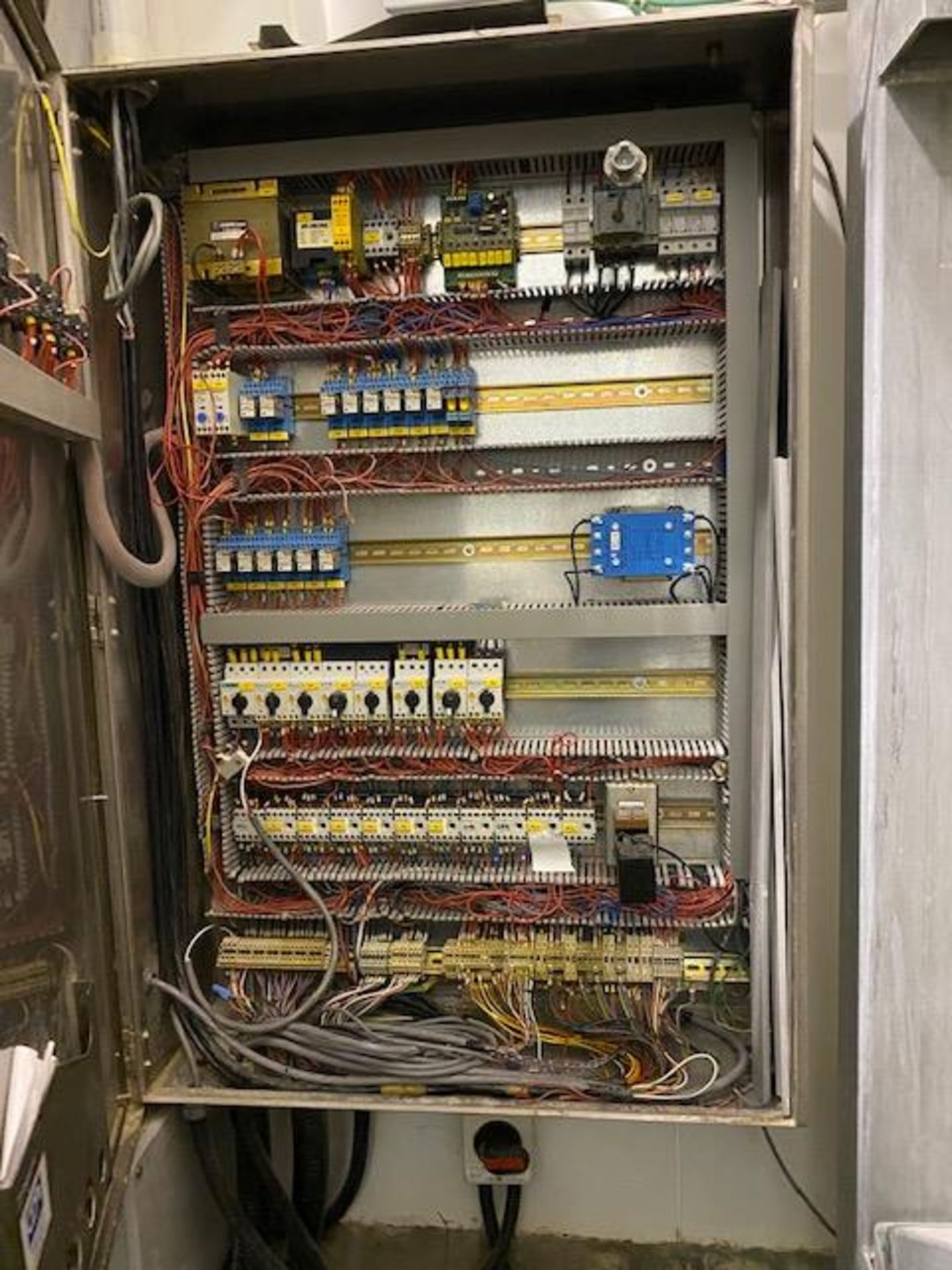 Control Panel for Batch Weighing System and Hopper distribution for lots 4, 6A, 6B, & 6C - Image 2 of 5