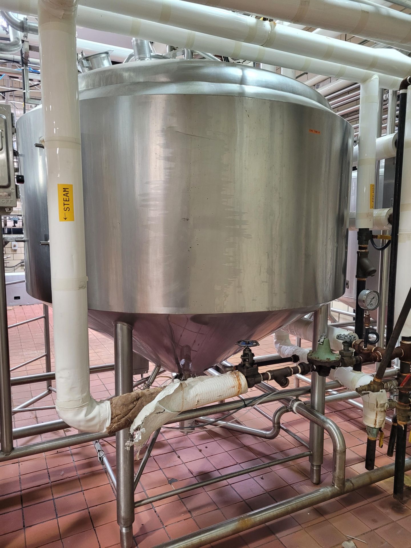 CREPACO 700 gallon cone bottom jacketed process tank, approx. capacity based upon 2500 litre designa - Image 5 of 13