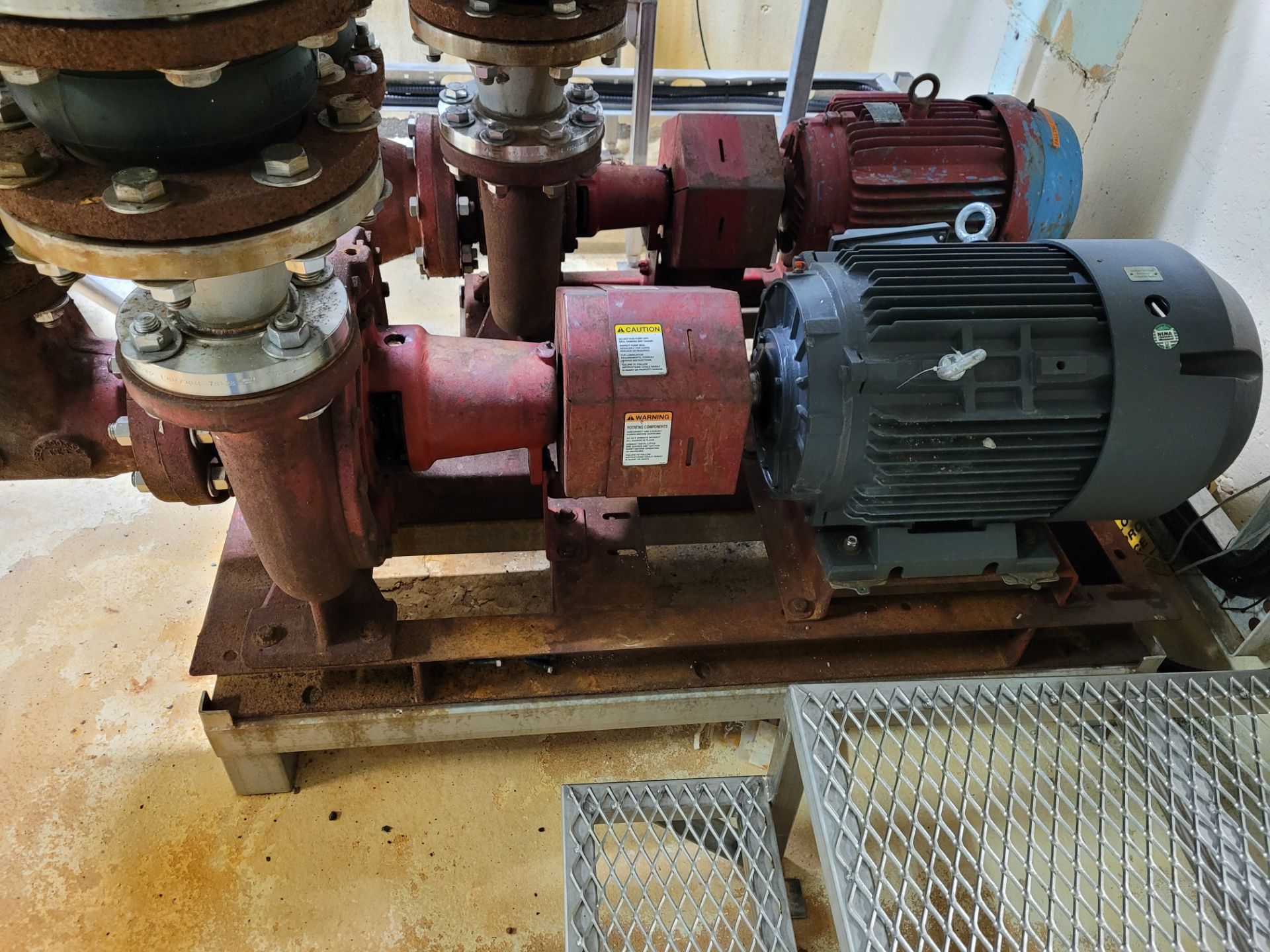 BELL GOSSETT centrifugal tower water pump, 25 H.P motor - Image 2 of 9
