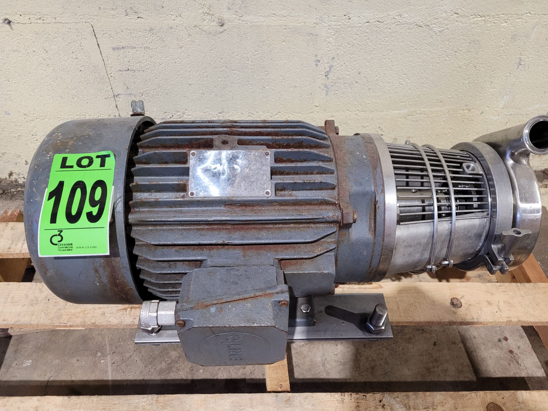 SPX centrifugal pump, 1 1/2" X 2 1/2", 7.5 H.P motor