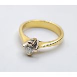 18CT YELLOW GOLD DIAMOND SOLITAIRE RING. WEIGHT 5.1G & 0.25CT APPROX. SIZE O
