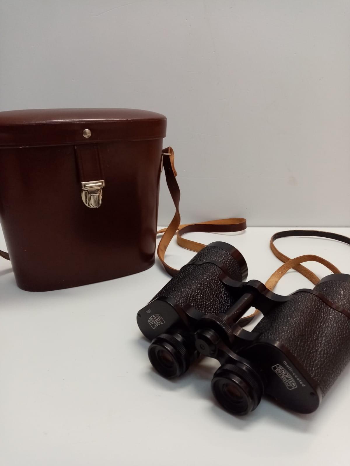 Large Carl Zeiss Jena Binoculars in Leather Carrying Case, 10 x 50w.