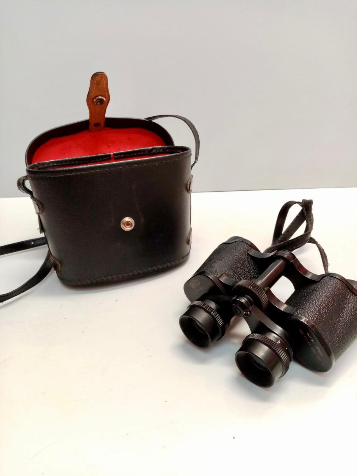 8x30 Prinz Binoculars with Coates Optics in Carrying Case.