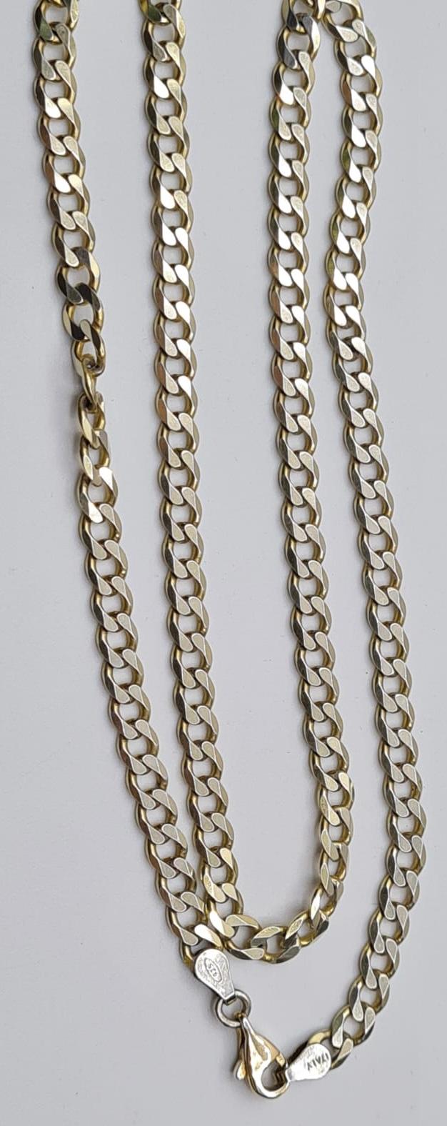 A Quality Silver Curb Link Chain Necklace, 48cm Long Approx. Stamped Italy 925 Silver.