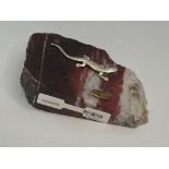 Jasper item with lizard, weight 258g and size 10x5.8cm approx (ecn464)
