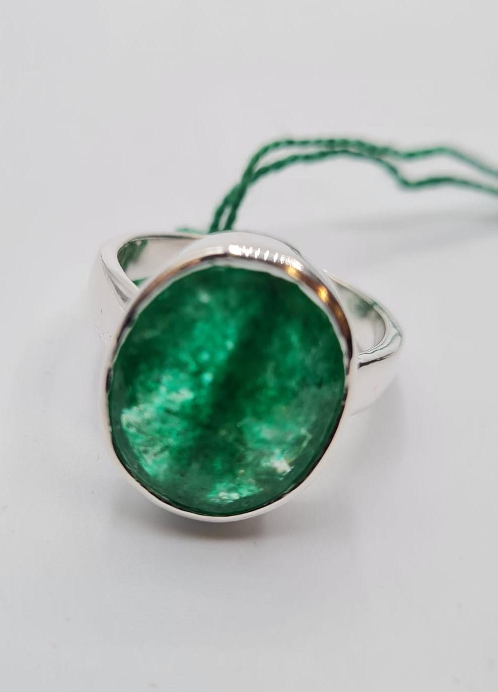 12.66ct emerald stone ring in 925 silver