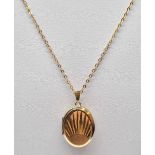 9ct B&F Vintage Locket on 9ct Necklace. 5.9g, 48cms.