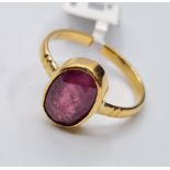 22CT RUBY SET RING APPROX 3CT RUBY, WEIGHT 4.9G. SIZE O