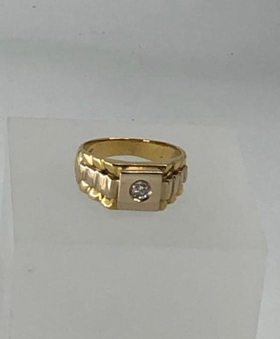 9k yellow gold ring with 0.25ct diamond centre, weight 10.6g and size T (S5) - Image 2 of 3