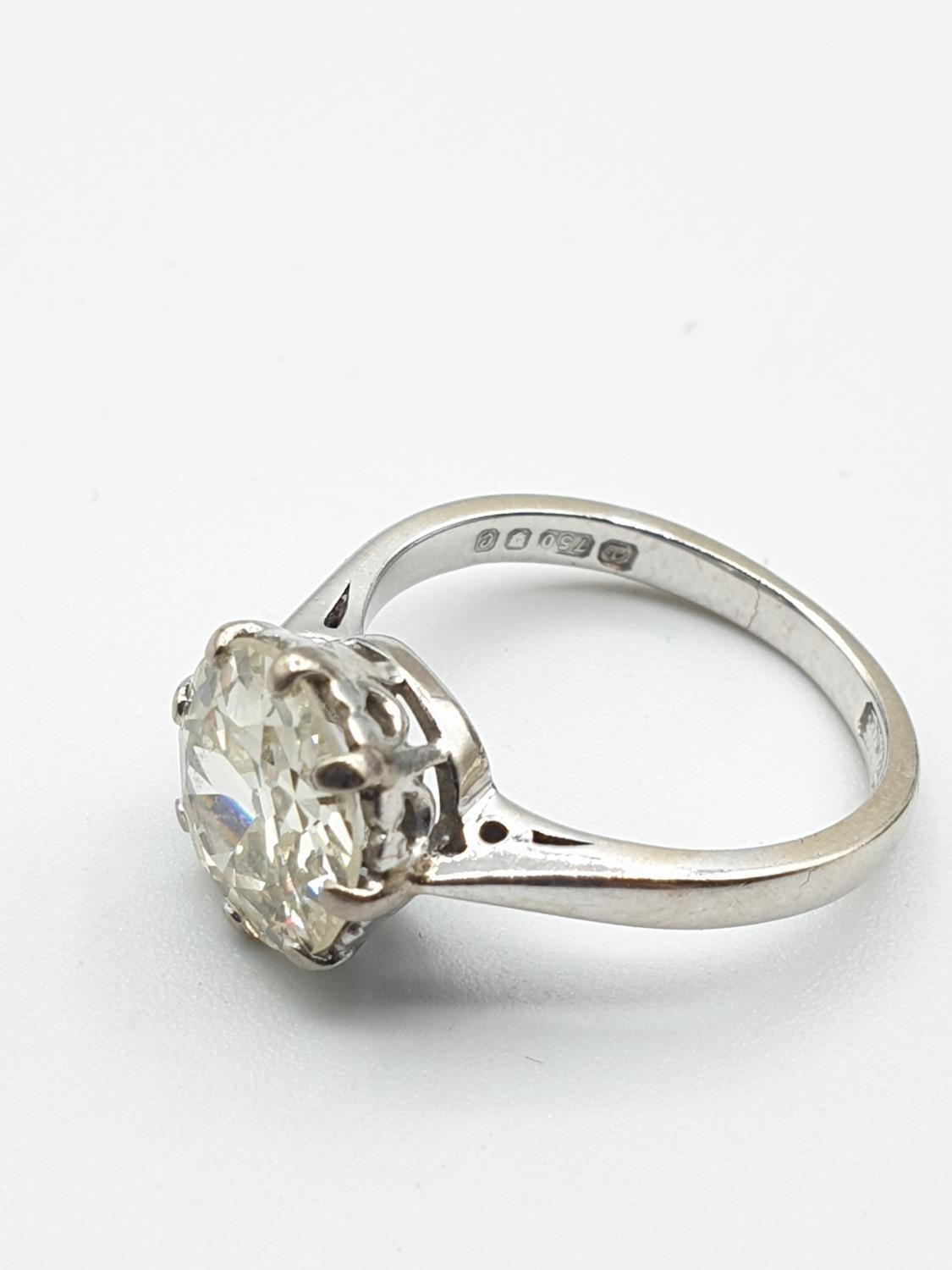 2.2ct diamond old cut solitaire ring set in 18ct white gold, size H weight 3.05g - Image 3 of 5