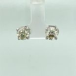 18CT W/G 4 CLAW DIAMOND STUD EARRINGS 3CT TOTAL DIAMOND WEIGHT