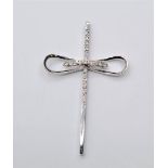 18CT WHITE GOLD DIAMOND SET FANCY CROSS 0.15CT, WEIGHT 5.2G. LENGTH 2CMS