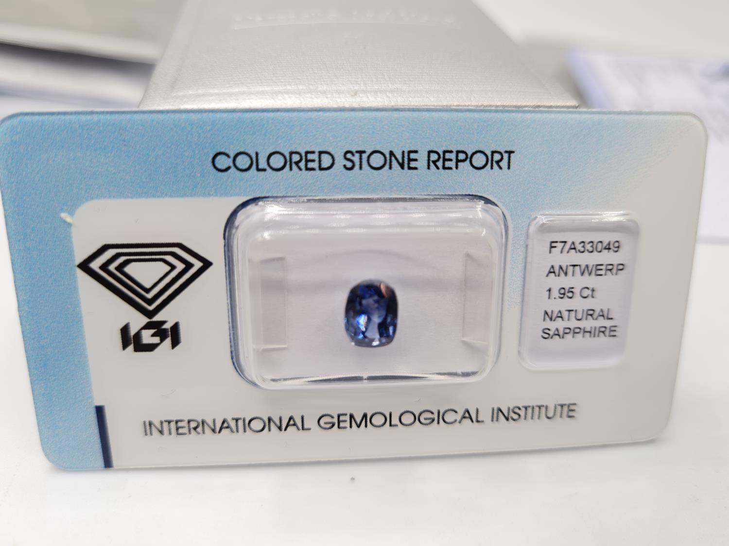 ASSORTED CERTIFIED STONES 1.95CT CUSHION BLUE SAPPHIRE IGI CERT, 1.31CT ROUND SALT & PEPPER - Image 9 of 10