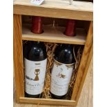 2 bottles of Baron Philipe de Rothschild 1979 & 1982 in wooden presentation box