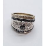 American 10k gold ring with black and white diamonds, weight 8.0g & size P