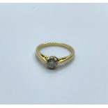 18ct gold ring with 0.30ct diamond centre stone, weight 1.8g and size I