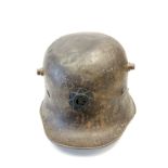 Rare Vickers M27 helmet as used by the Irish free state troops form 1927-1940. Nice visible VL batch