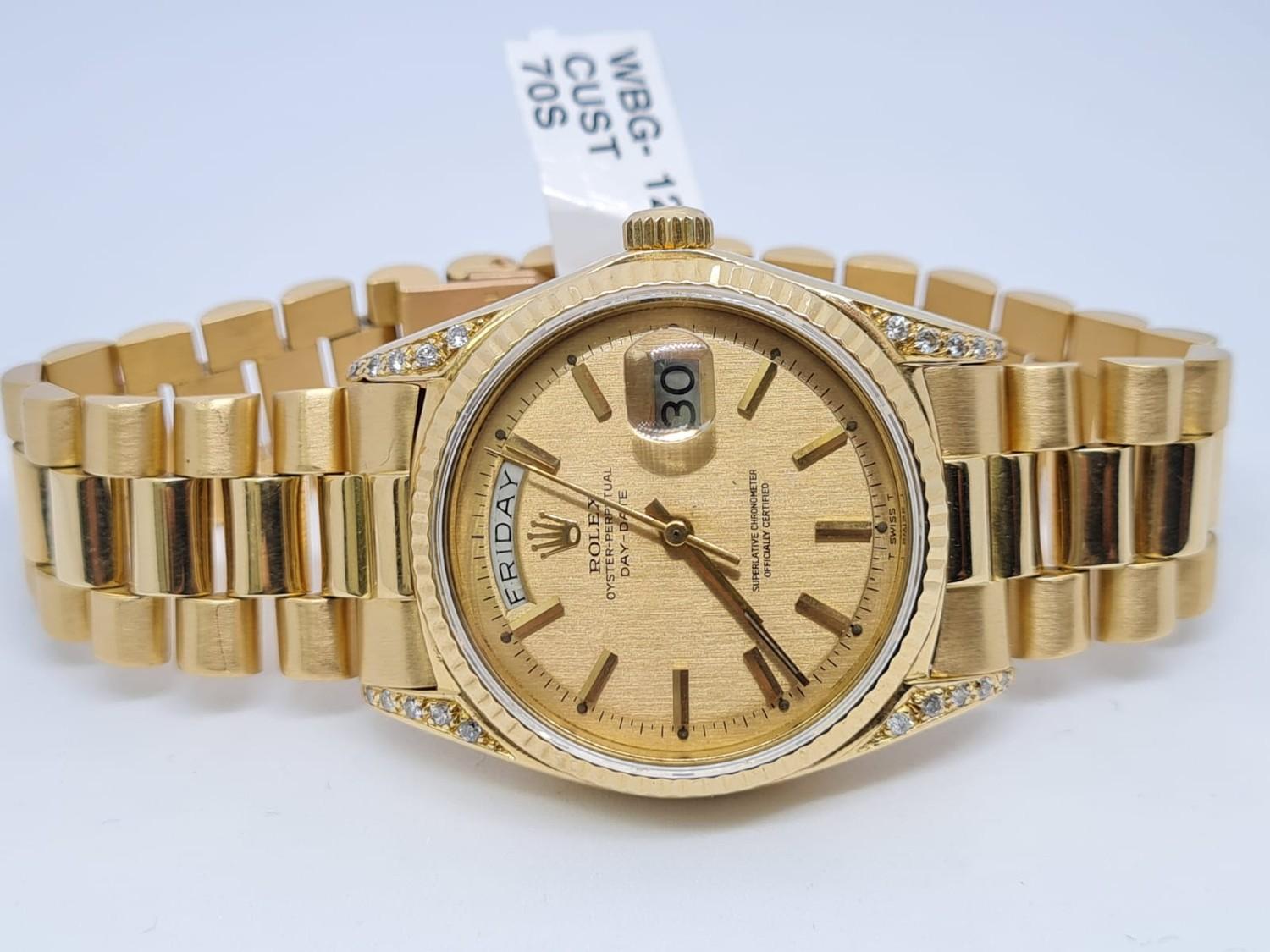 18ct GOLD Rolex Date Day Watch with Costumed Diamond Shoulders with Original Dial, 70s Model and