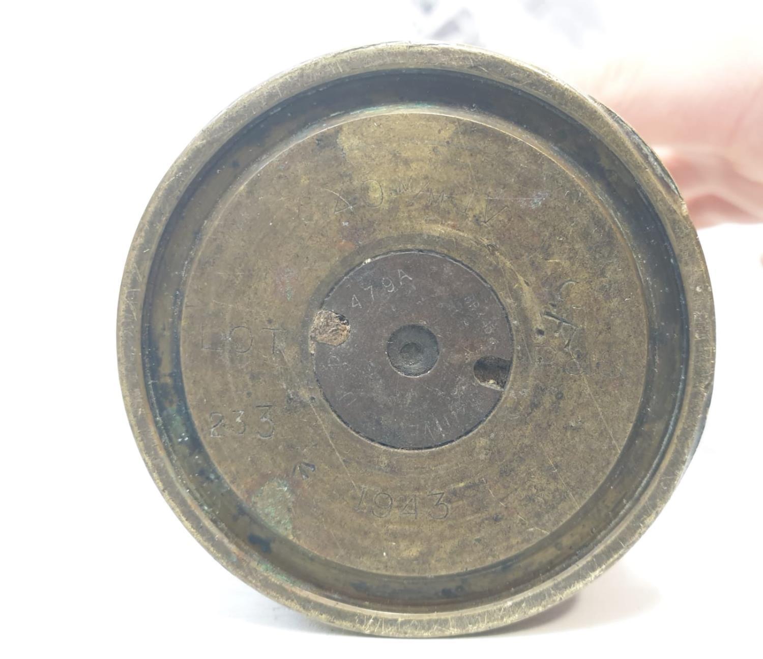 INERT WW2 Bofors Anti Aircraft Round Dated 1943. Empty Shell Case With Resin Head - Image 7 of 7