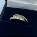 18ct Gold Ring with 25ct Diamonds, 3.97g, Size M/N.