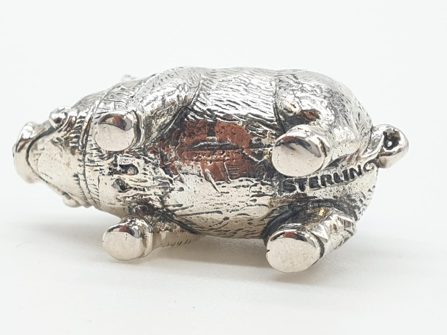 Silver pin cushion in the form of a pig or boar, 2.7cm approx - Image 4 of 5