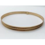 9ct BANGLE. 3.8g.