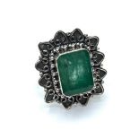 An emerald ring in sterling silver Vintage style, size U