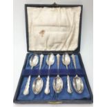 Antique set of 6 silver spoons. Each spoon hallmarked showing Josiah Williams London, 1915.