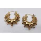 Pair of ornate 9ct gold earrings, weight 2.4g