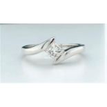 18ct white gold twisted solitaire ring, princess cut diamond 0.25ct ( F colour & VS1 clarity)
