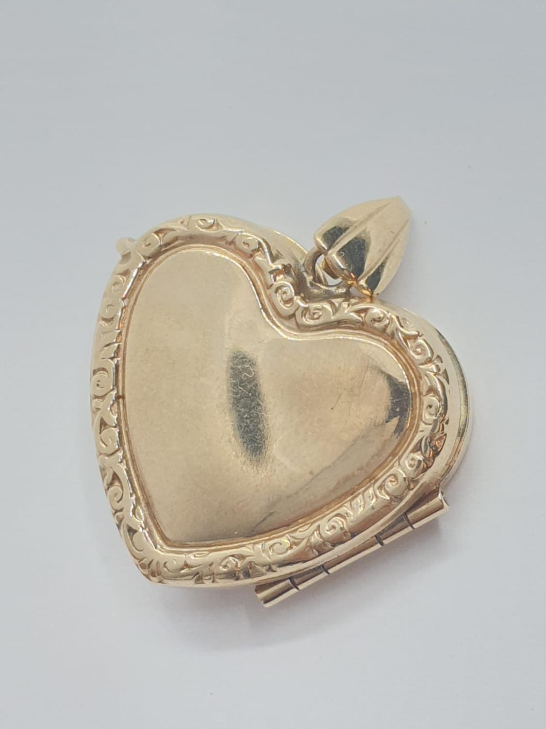 Vintage 9ct gold HEART LOCKET. 2.7g - Image 2 of 3