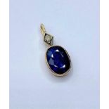18ct gold PENDANT with Sapphire and Diamonds. 1.5g