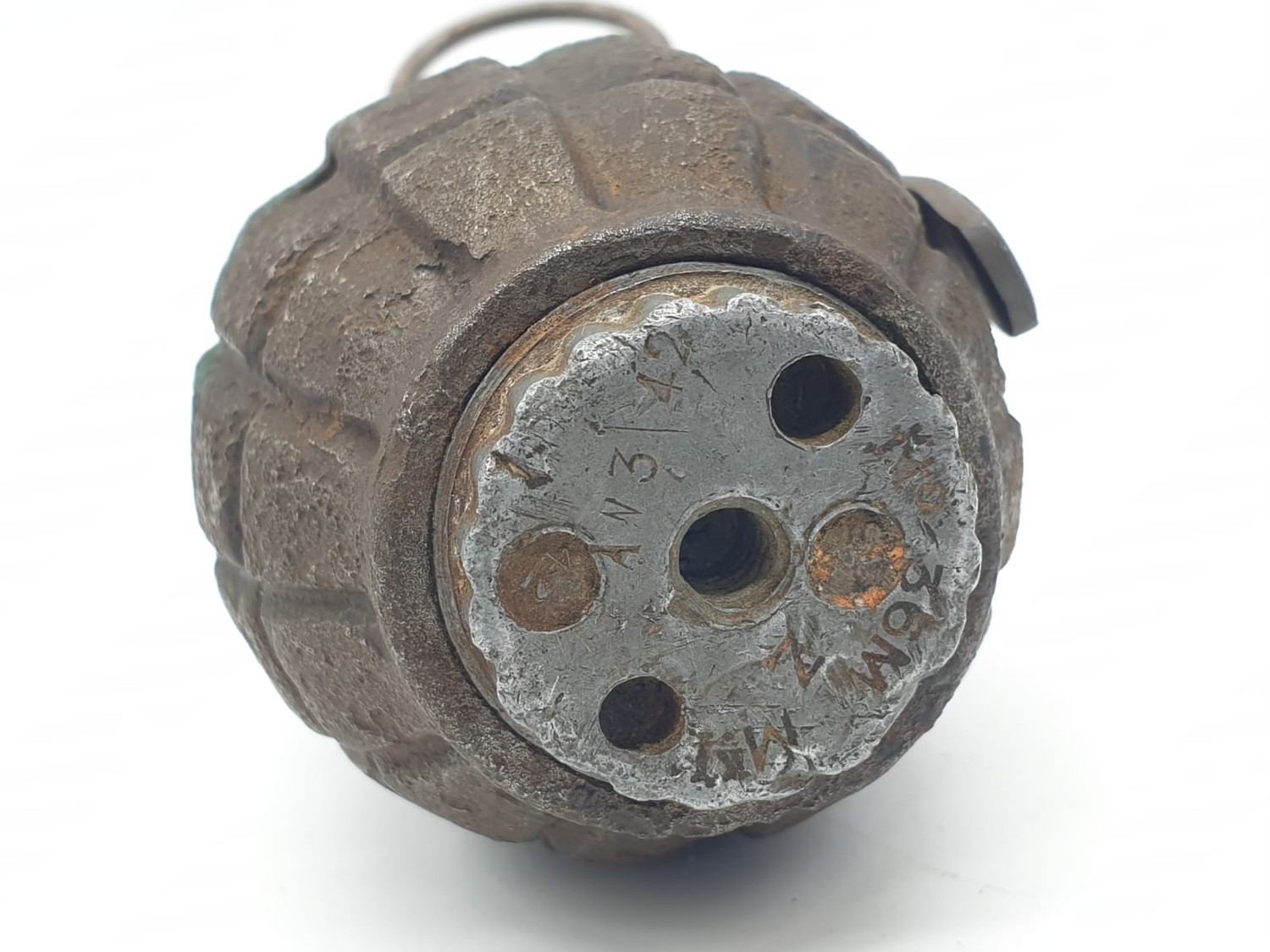 INERT Semi Relic WW2 British No 36 Mills Grenade. Maker: S I P? - Image 3 of 4