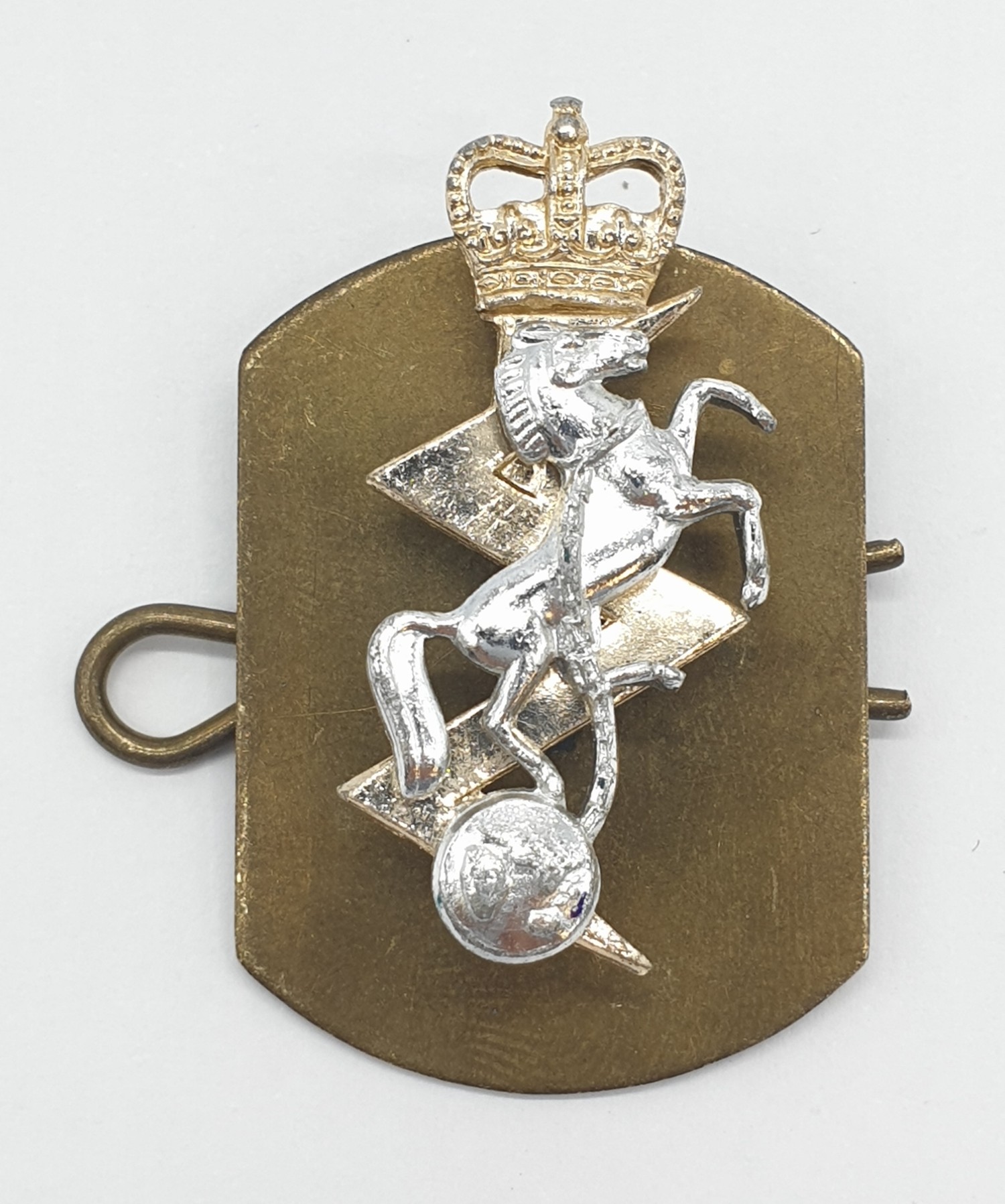 Military selection of shoulder titles and collar badges to include Royal dragon guards and Hussars - Image 10 of 13