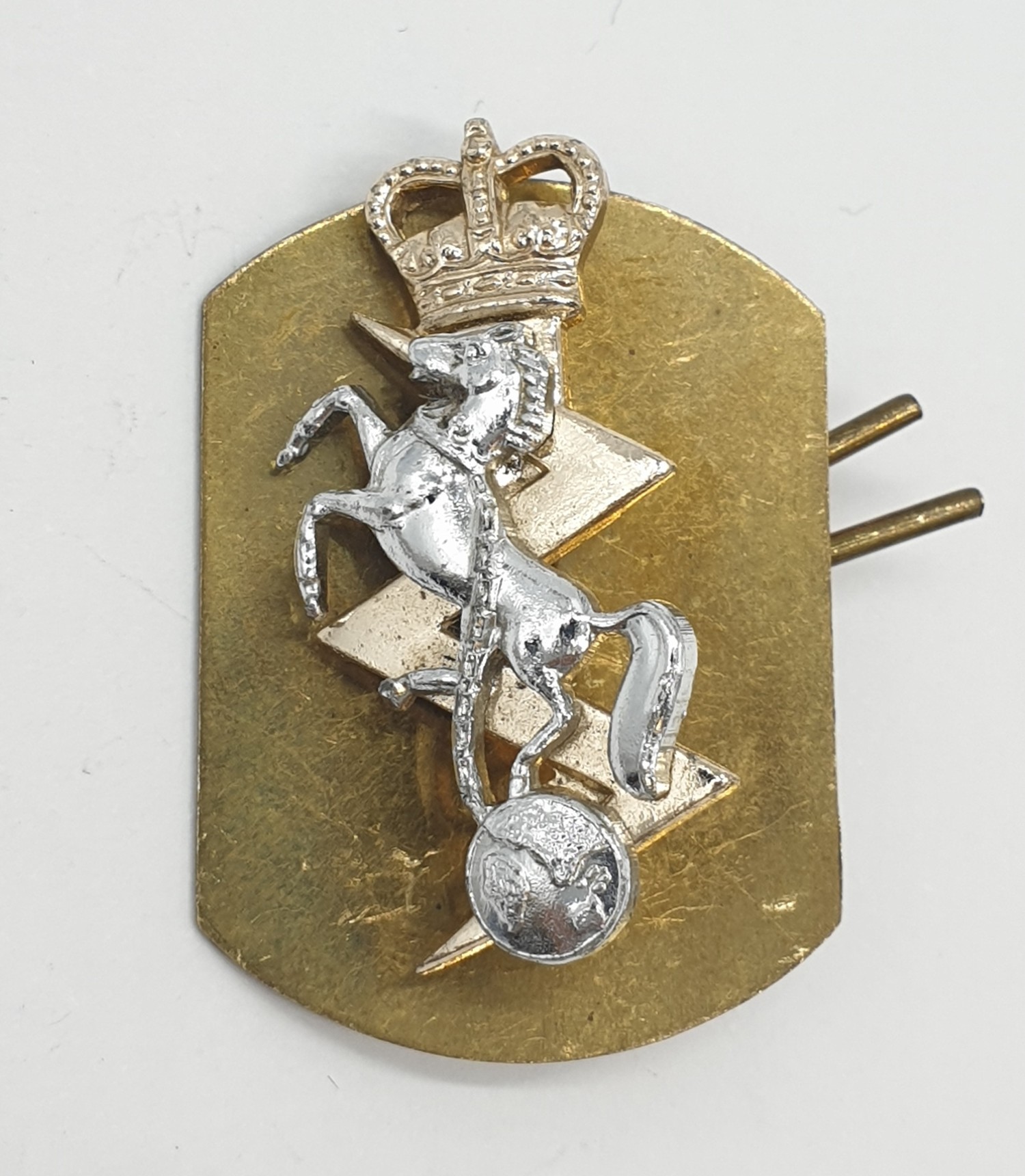 Military selection of shoulder titles and collar badges to include Royal dragon guards and Hussars - Image 6 of 13