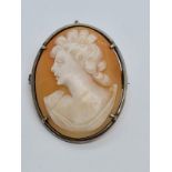 9ct yellow gold Cameo brooch, weight 5.44g and 35 x 25mm size approx