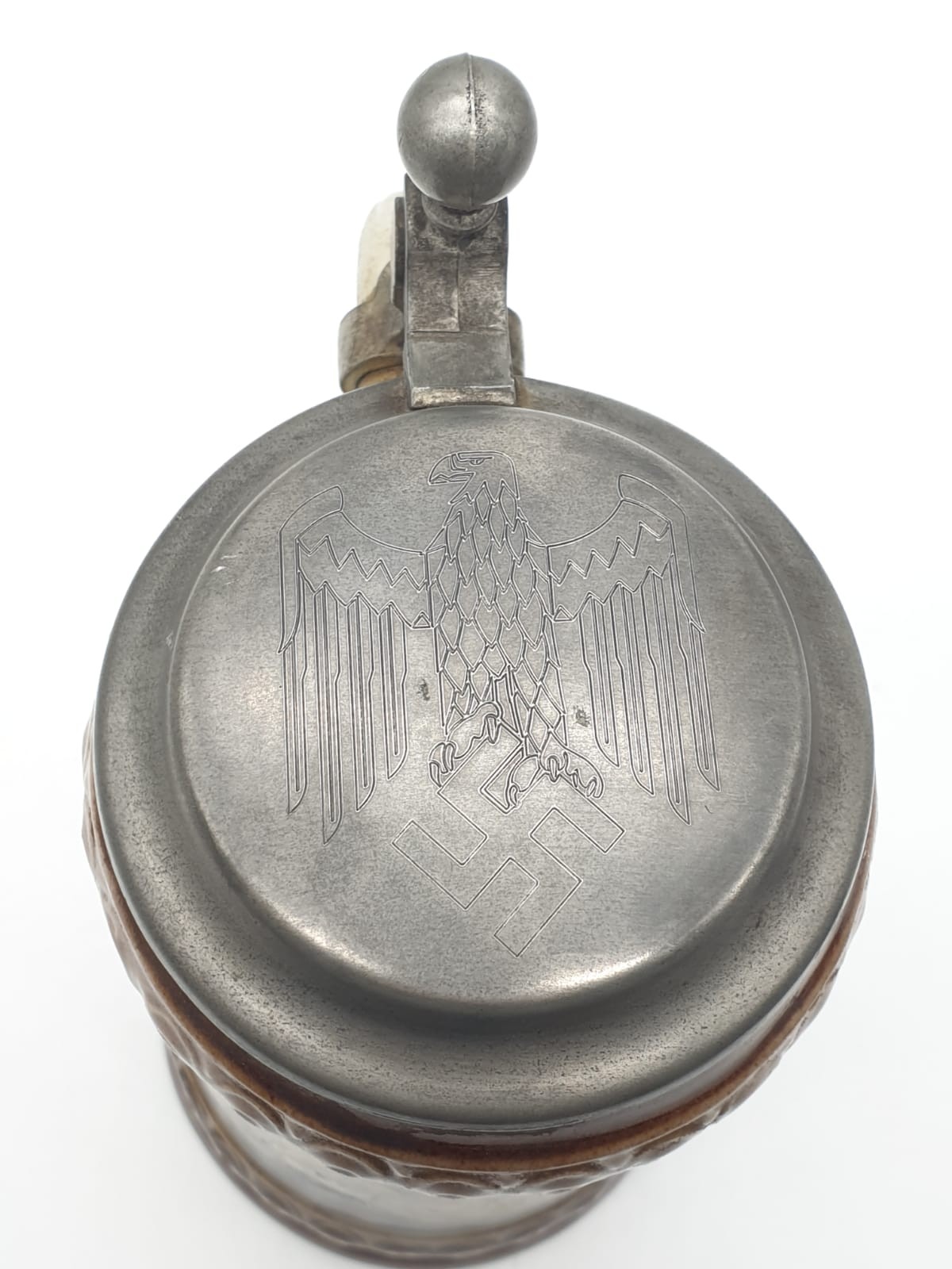 WW2 German Lidded Stein with closed wing eagle and swastika on the lid. - Image 2 of 8