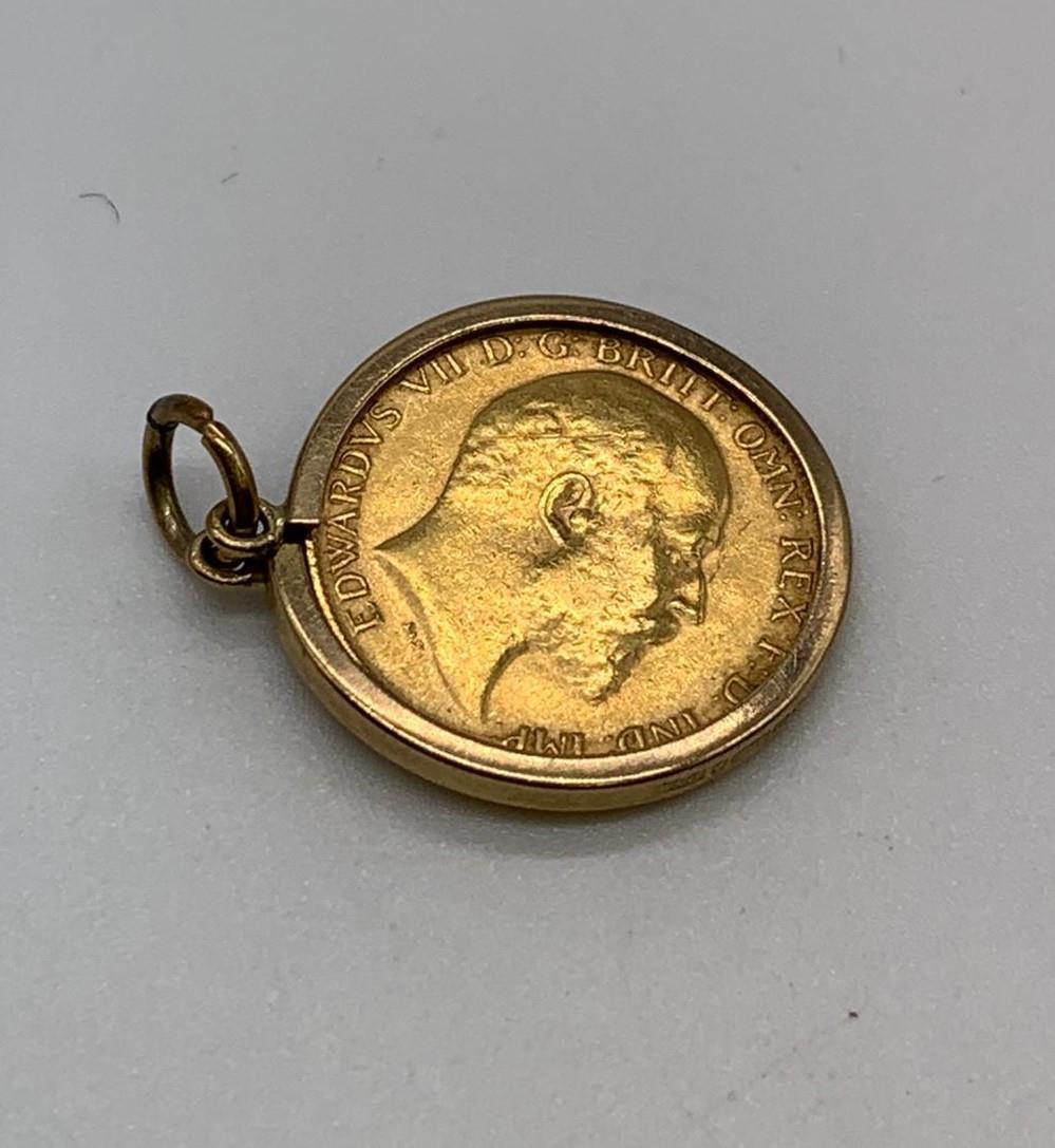Edwardian 22ct Gold Half Sovereign in 9ct Gold Pendant setting 5.07g - Image 2 of 2