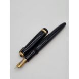 1950s parker duo fold fountain pen with a 14ct gold nib.