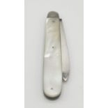Vintage silver bladed fruit knives, having mother of pearl handle and clear hallmark for Charles