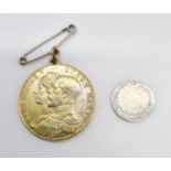 George V and Queen Mary Medal Commemorating the daily dispatch club birthday 1933, plus a well